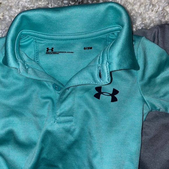 Under Armour 0-3 collared bodysuits - Picture 4 of 5